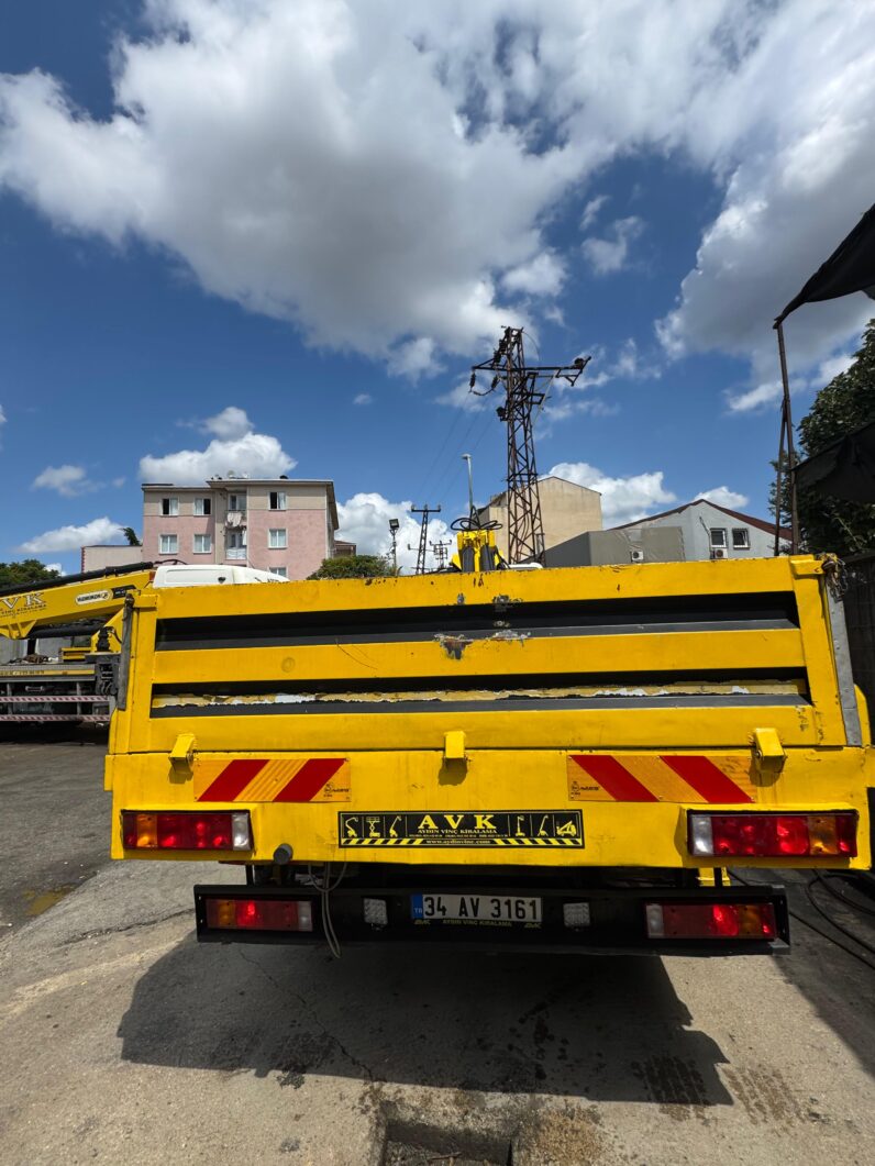 
								15 TONLUK TEK KIRMA YANA KATLANIR VİNÇ dolu									