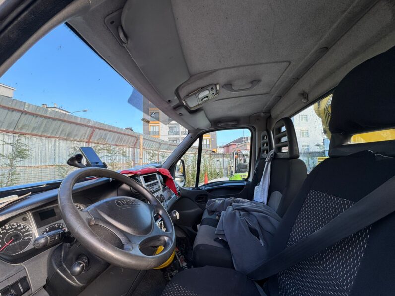 
								SATILIK 15 M. SEPETLİ PLATFORM HİDROKON dolu									