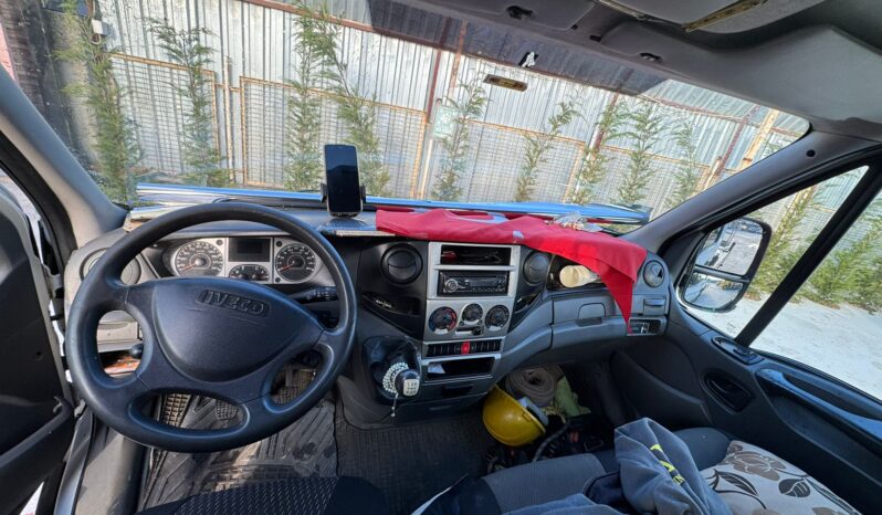 
								SATILIK 15 M. SEPETLİ PLATFORM HİDROKON dolu									